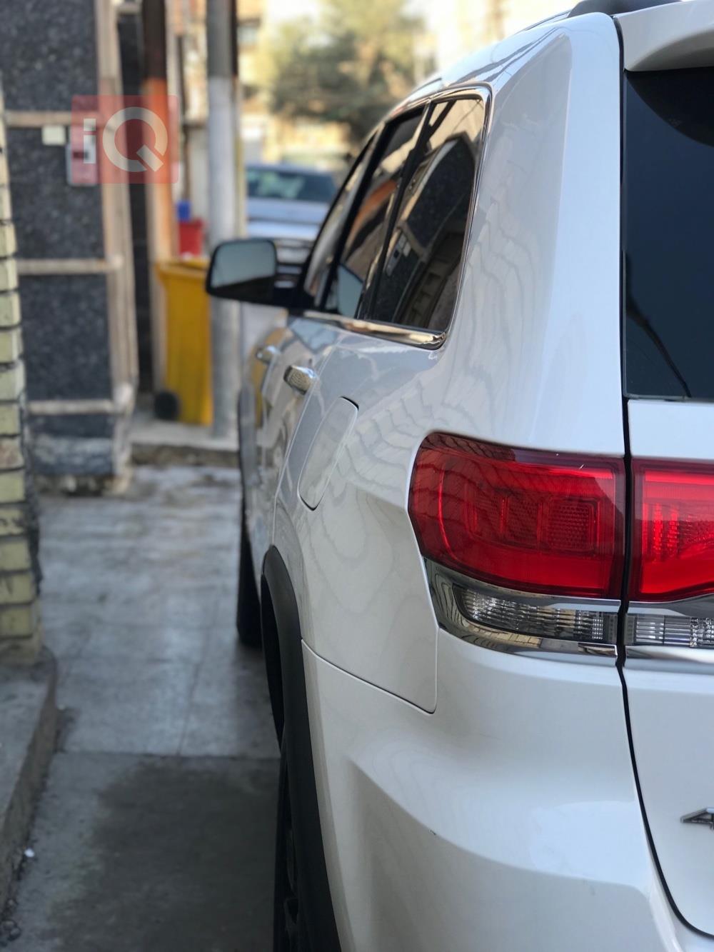 جيب جراند شيروكي